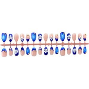 Ongles portables 3D - Bleu Klein French Style Amande