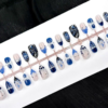 Ultra-Short Almond Gilt Blue Ice Flower Wearable Nails 3D French