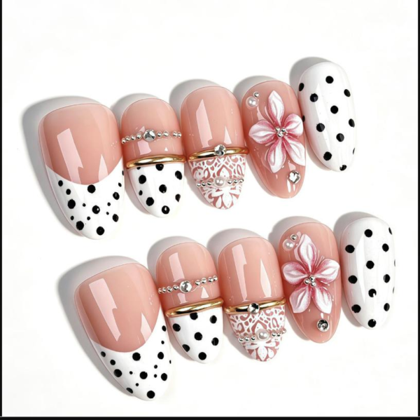 White French-Style Lace Polka Dot 3D Gold-Plated Wearable Nails with 3D Flowers White French-Style Lace Polka Dot 3D Gold-Plated Wearable Nails with 3D Flowers
