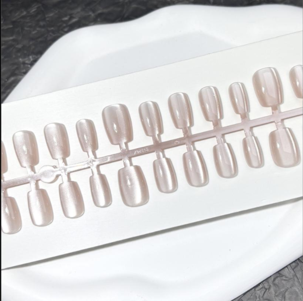 Ice Through Glass Beads Wearable Press-On Nails - Cat Eye Multi-Color Nail Art Strips, 30 Pieces