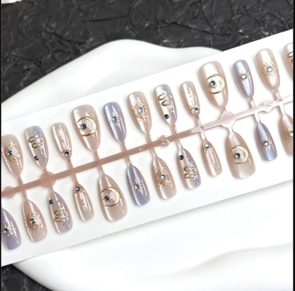 French Cat Eye Star Moon Totem Snake Wearable Nails with Rhinestones