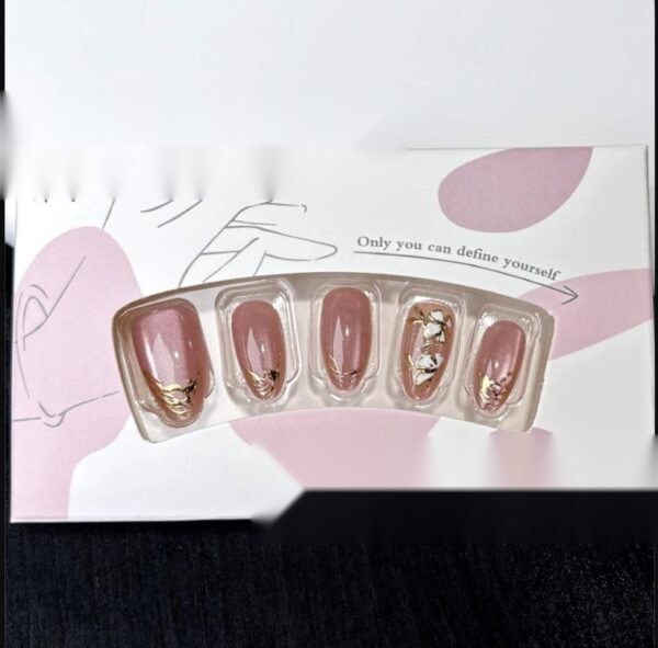 Sakura Gilt Peach Pink Cat Eye Wearable Nails - Short Almond Pearlescent Press-On Nails