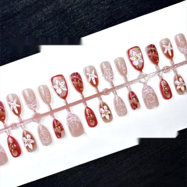 Resin Amber Melard Gradient Wearable Nails - Short Almond 3D Rhinestone Floral