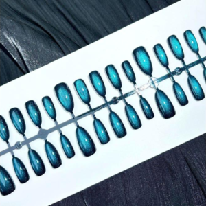 Ongles portables courts en amande, ciel étoilé, trou noir, œil de chat