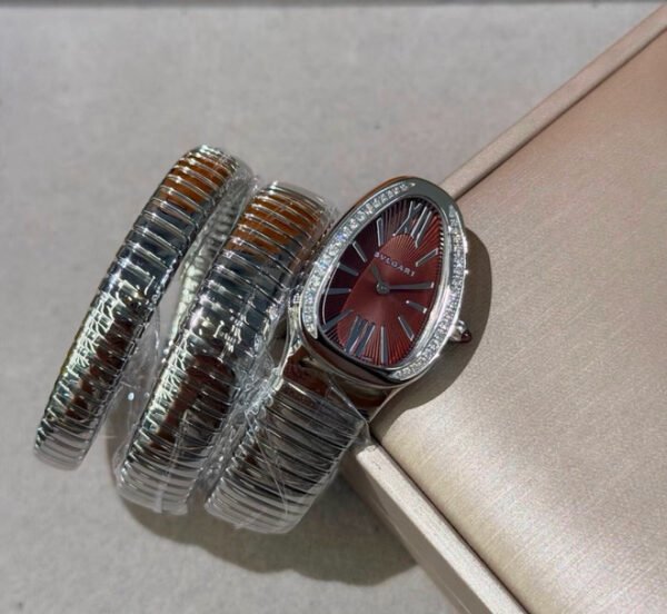 Serpentine Bracelet Oval Watch